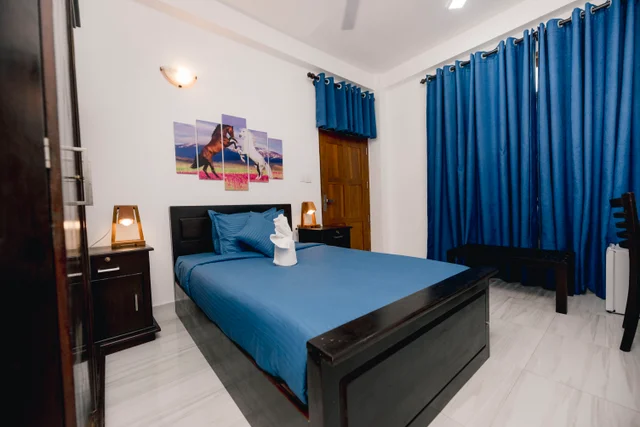 Deluxe Single Room at Tèya Beach Hotel, Ahangama (01)