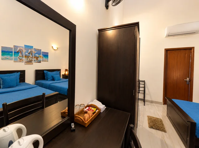 Deluxe Twin Room at Tèya Beach Hotel, Ahangama (02)